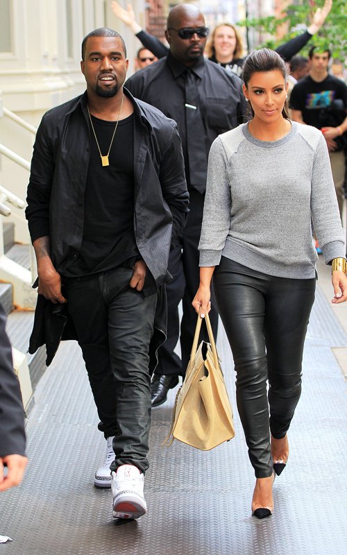 Kanye-Kim-Kardashian-New-York-STroll