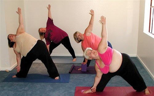 Fat Women doing yoga