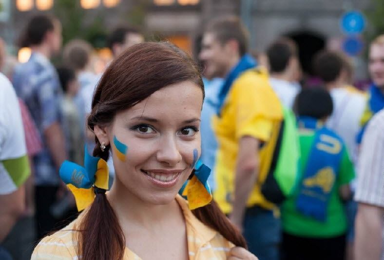Another Ukrainian football fan. Observe the difference