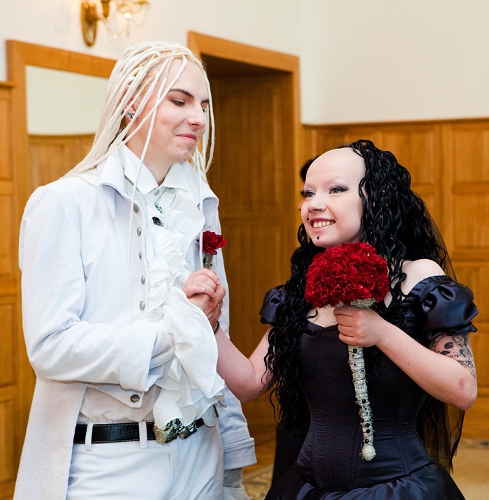 Goth wedding in Moscow. Hope condoms from the Western world have reached them too