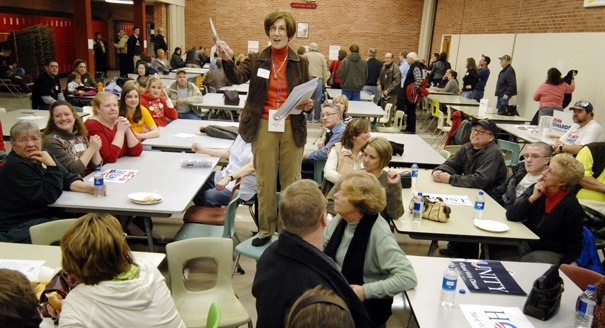 110719_iowa_caucus_ap_328