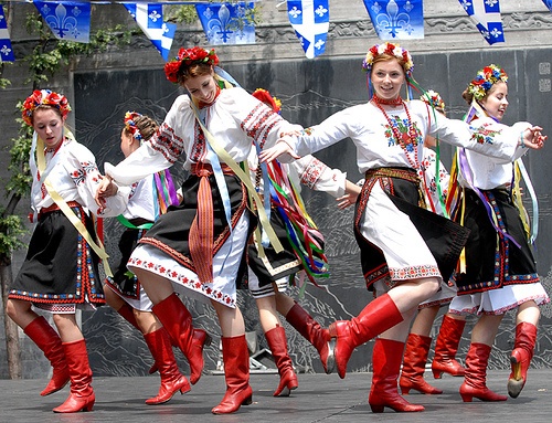 ukrainian-traditional-dresses-marikas-kitchen