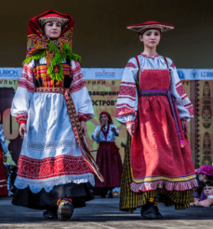 traditional-russian-girls